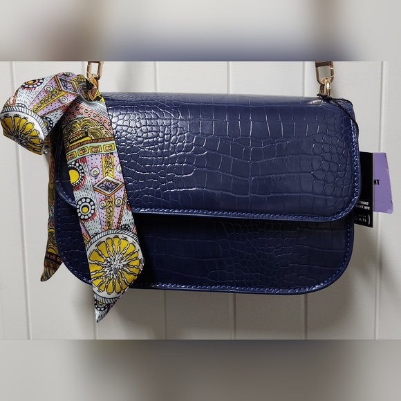 HOUSE OF WANT NYC Fire Saddle Flap Navy Croc Vegan Multistrap Bag NWT - Picture 12 of 16